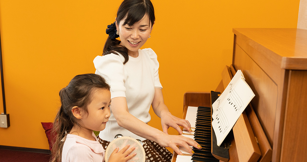 instructor__cont__img