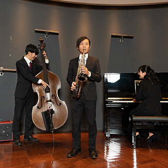 音楽家総活躍